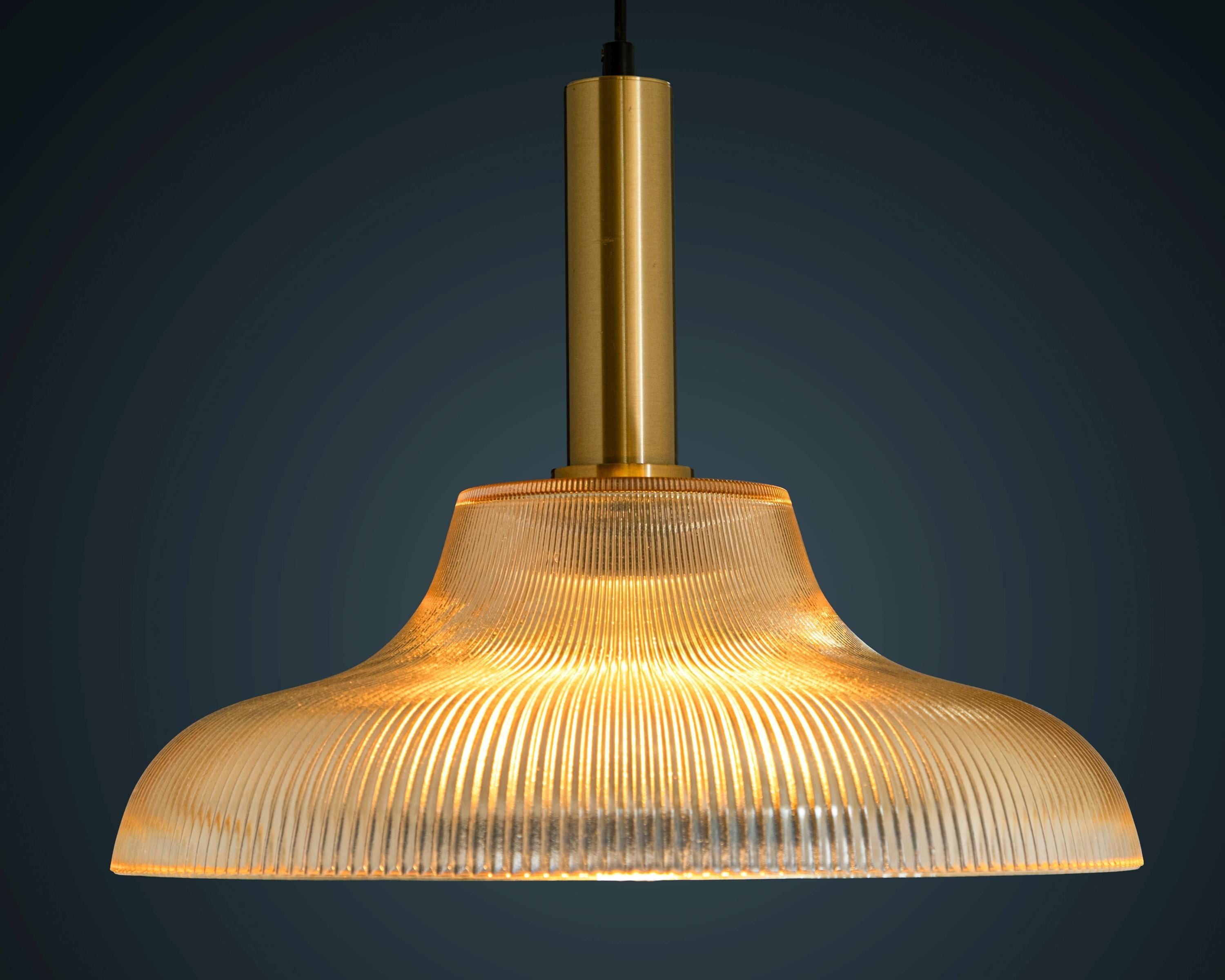 Retro Pleated Amber Glass Pendant Light