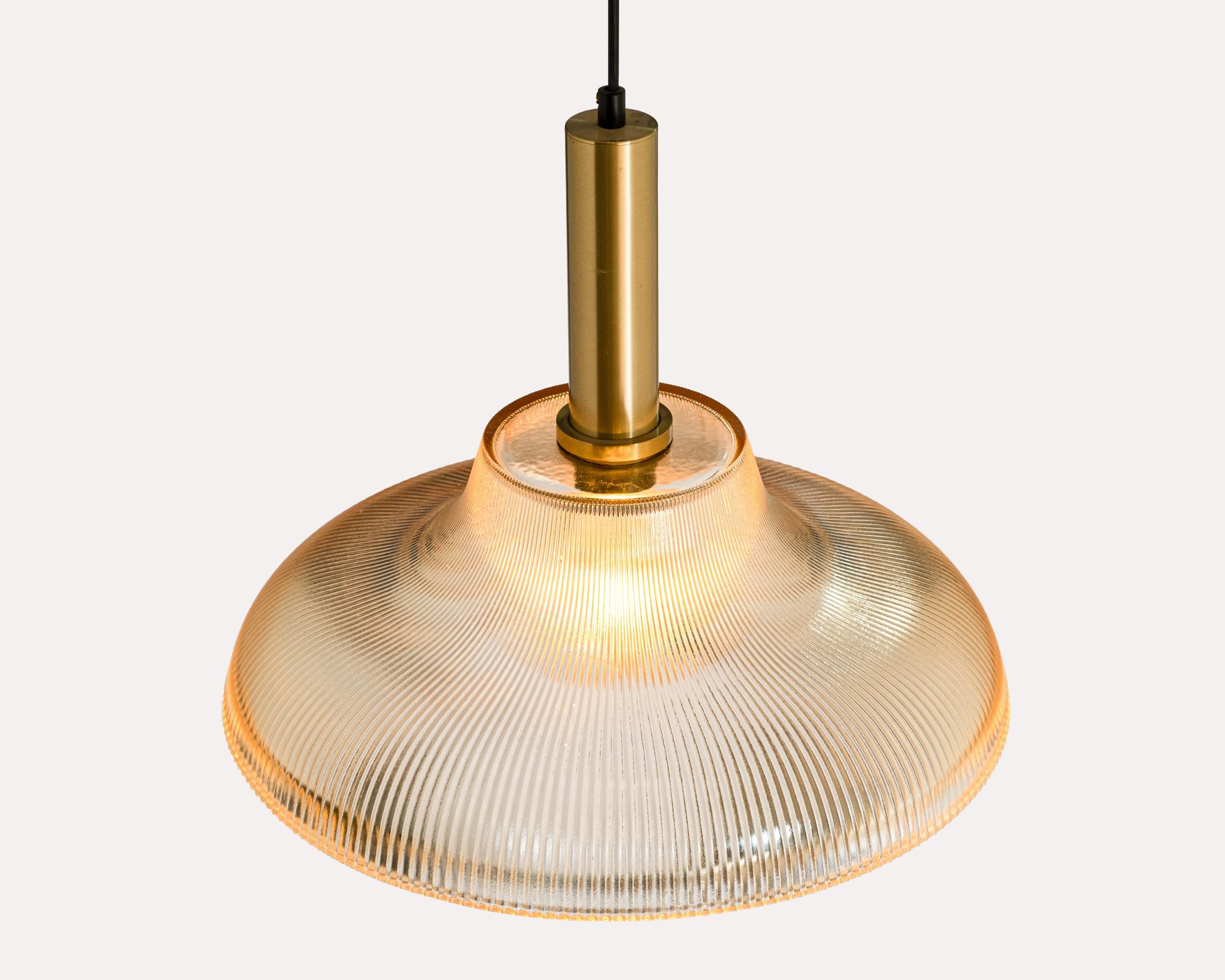 Retro Pleated Amber Glass Pendant Light