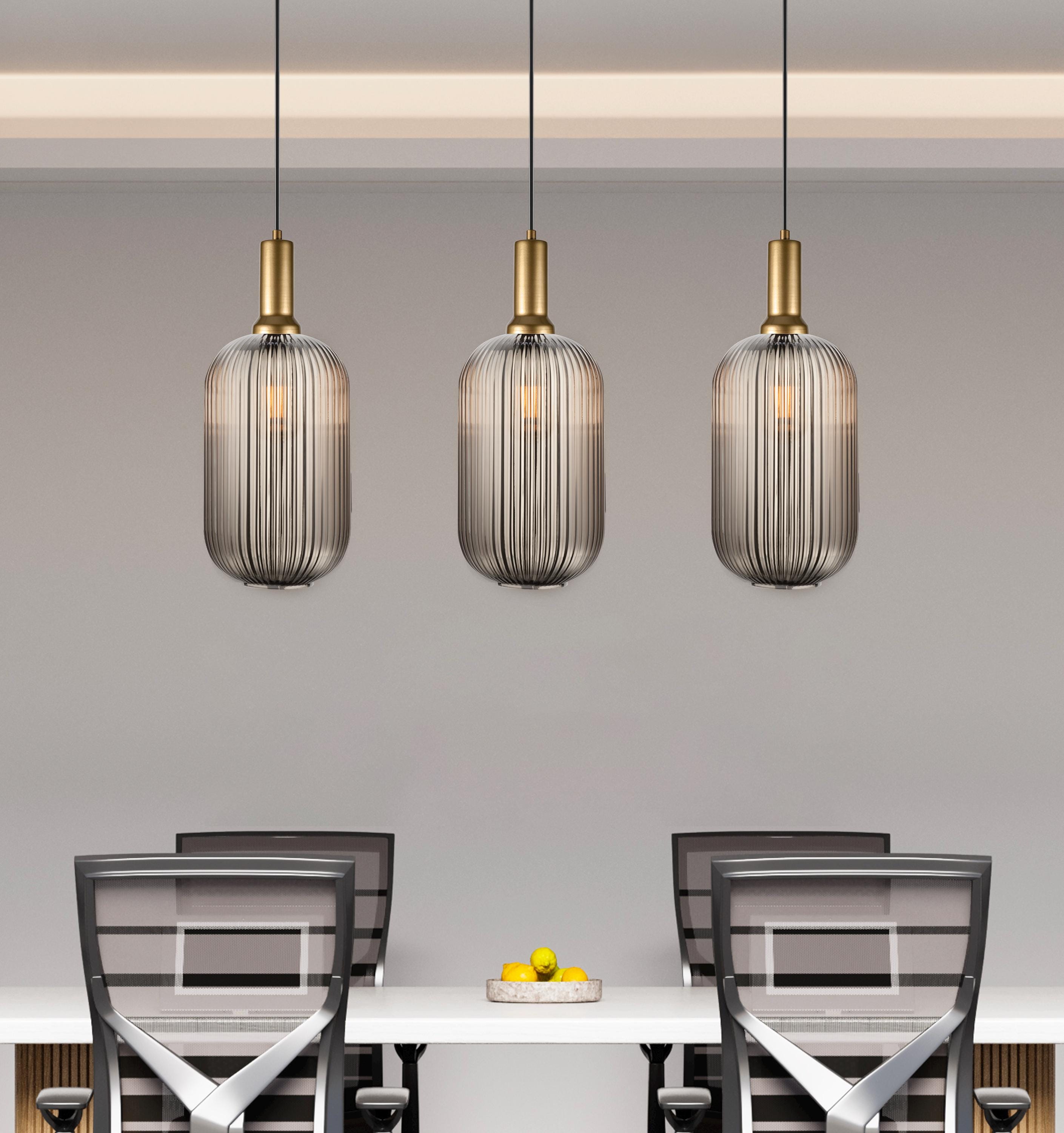 Customizable Glass Pendant Lighting: Modern Interior Design